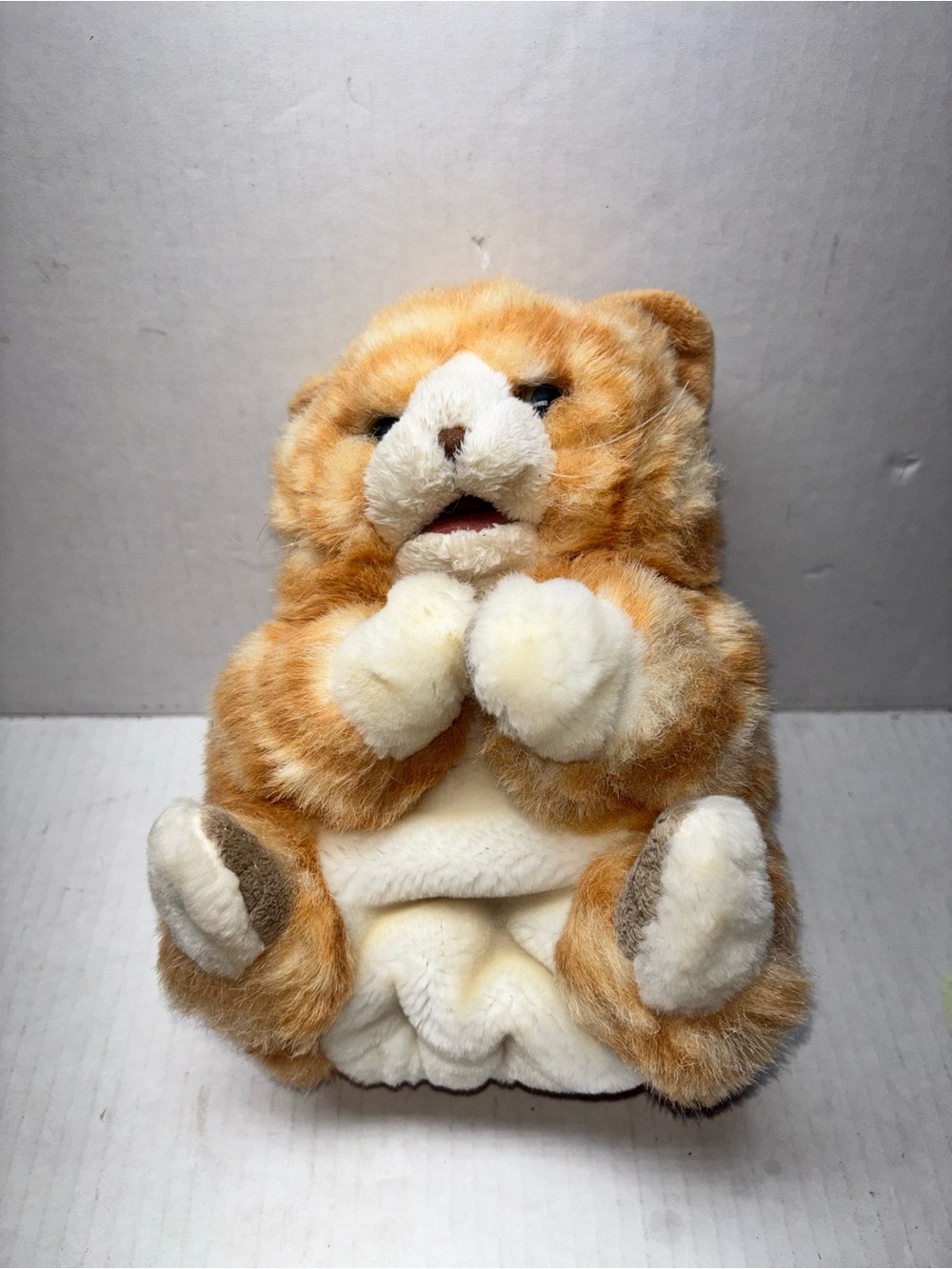 Folkmanis Hand Puppet
Realistic Cat Kitten
Orange Striped Tabby 9"